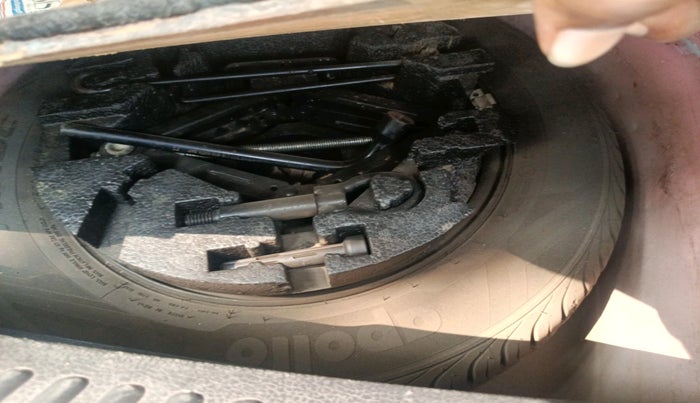 2015 Volkswagen Polo GT TSI AT, Petrol, Automatic, 52,313 km, tyre