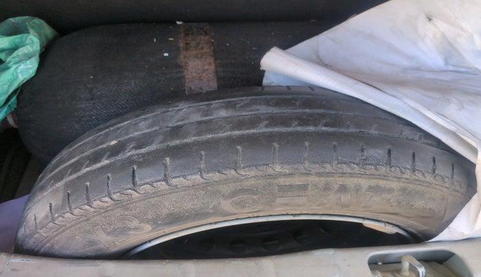 2018 Hyundai NEW SANTRO MAGNA, CNG, Manual, 15,999 km, tyre