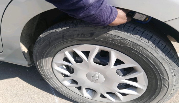 2016 Ford Figo Aspire AMBIENTE 1.2 PETROL, Petrol, Manual, 96,343 km, tyre