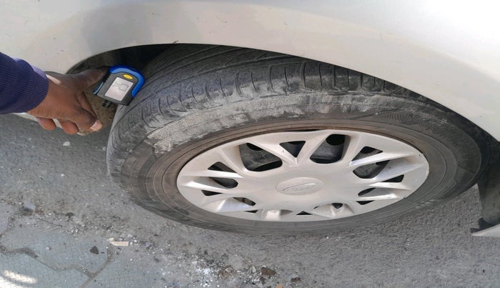 2016 Ford Figo Aspire AMBIENTE 1.2 PETROL, Petrol, Manual, 96,343 km, tyre