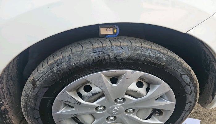 2015 Hyundai Grand i10 ERA 1.1 CRDI, Diesel, Manual, 1,68,541 km, tyre