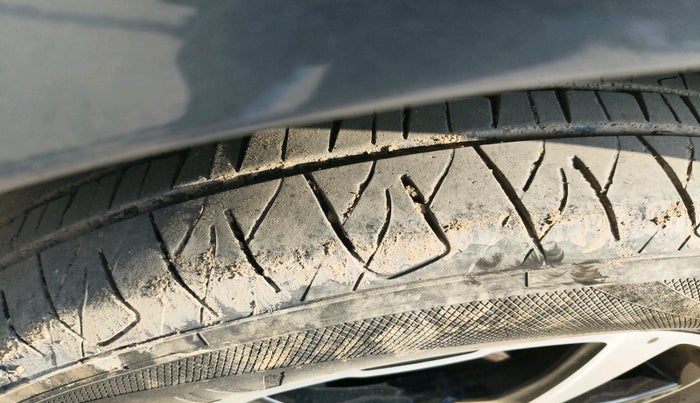 2022 Mahindra SCORPIO CLASSIC S11 MT 7S CC, Diesel, Manual, 26,416 km, tyre