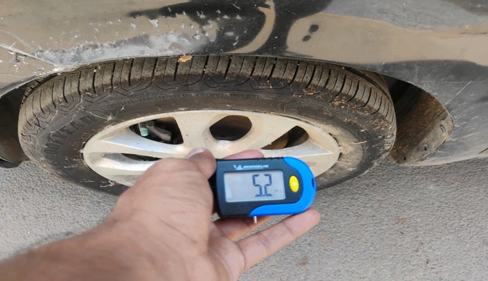 2013 Nissan Micra Active XV, Petrol, Manual, 6,75,530 km, tyre