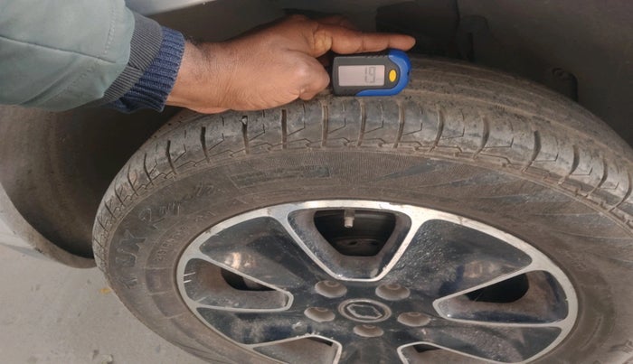 2016 Renault Duster 85 PS RXZ DIESEL, Diesel, Manual, 1,48,383 km, tyre