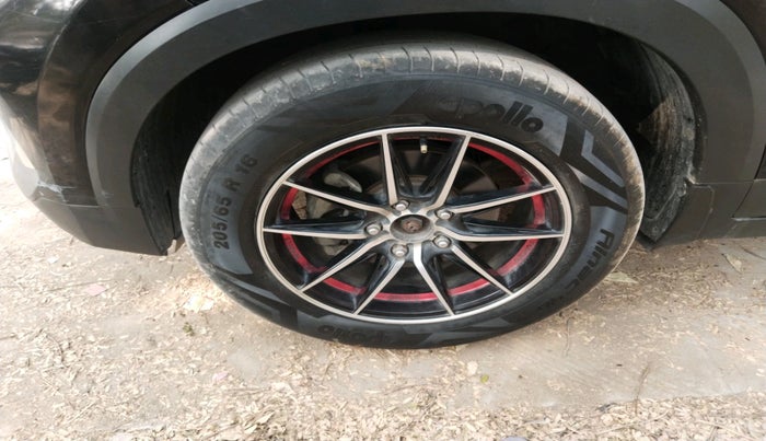 2021 KIA SONET HTX 1.5, Diesel, Manual, 88,581 km, tyre