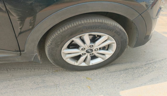 2017 Hyundai Creta SX PLUS 1.6 PETROL, Petrol, Manual, 1,27,115 km, tyre