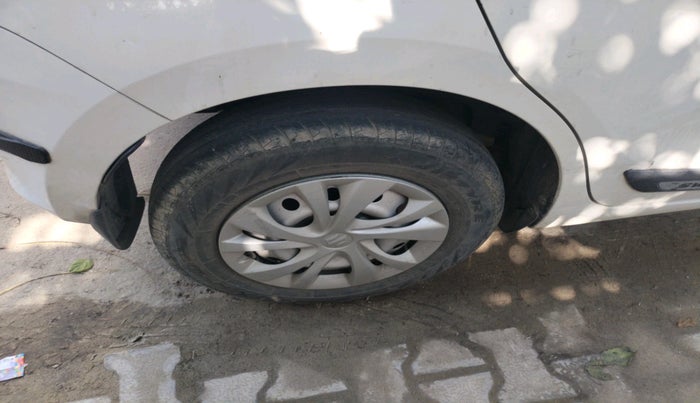 2022 Maruti Swift LXI, Petrol, Manual, 64,039 km, tyre