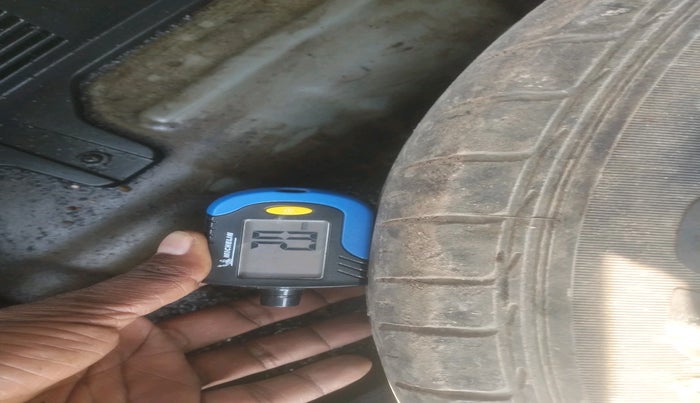 2016 Hyundai Creta SX 1.6 DIESEL, Diesel, Manual, 1,33,473 km, tyre