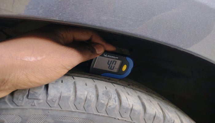 2013 Maruti Ertiga ZDI, Diesel, Manual, 1,36,717 km, tyre