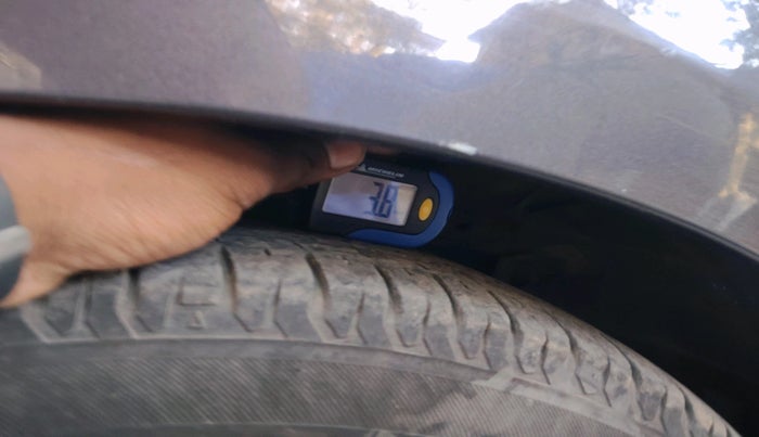 2013 Maruti Ertiga ZDI, Diesel, Manual, 1,36,717 km, tyre