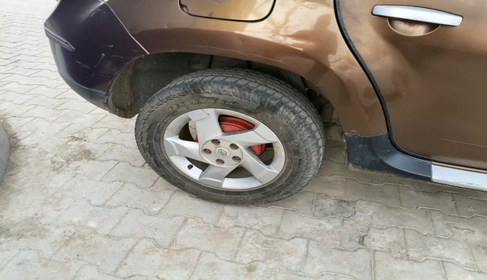 2012 Renault Duster 110 PS RXZ DIESEL, Diesel, Manual, 73,464 km, tyre