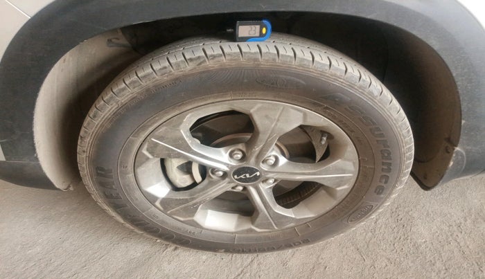 2022 KIA SELTOS HTK PLUS 1.5 IMT, Petrol, Manual, 30,000 km, tyre