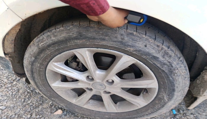 2019 Ford Ecosport TITANIUM 1.5L DIESEL, Diesel, Manual, 1,05,968 km, tyre