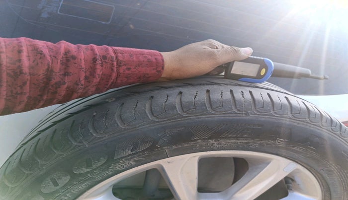 2019 Ford Ecosport TITANIUM 1.5L DIESEL, Diesel, Manual, 1,05,968 km, tyre