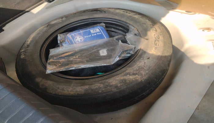 2017 Hyundai Elite i20 MAGNA EXECUTIVE 1.4 CRDI, Diesel, Manual, 83,067 km, tyre