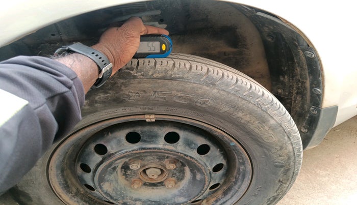 2011 Maruti Swift VDI, Diesel, Manual, 74,432 km, tyre