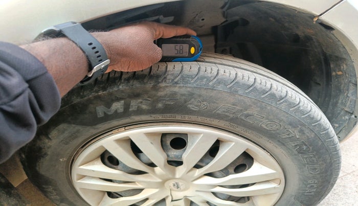 2011 Maruti Swift VDI, Diesel, Manual, 74,432 km, tyre