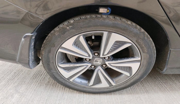 2019 Honda Civic 1.6L I-DTEC ZX MT, Diesel, Manual, 67,361 km, tyre