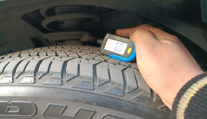 2023 Jeep MERIDIAN LIMITED PLUS 4X2 AT, Diesel, Automatic, 17,143 km, tyre