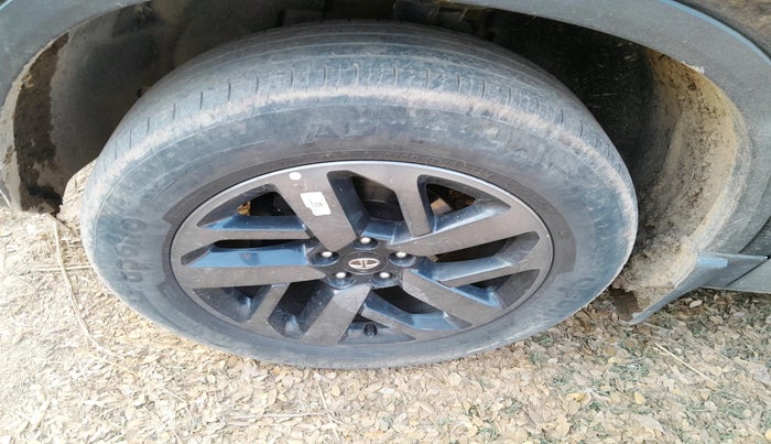 2023 Tata Harrier XZ PLUS 2.0L DARK EDITION, Diesel, Manual, 53,368 km, tyre