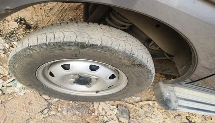 2020 Maruti Eeco 5 STR WITH A/C+HTR, Petrol, Manual, 21,436 km, tyre