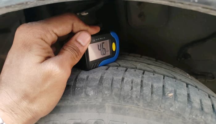 2022 Tata Tiago XTA PETROL, Petrol, Automatic, 45,000 km, tyre