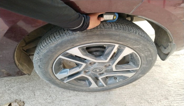 2020 Tata TIGOR XZA PLUS PETROL, Petrol, Automatic, 17,617 km, tyre