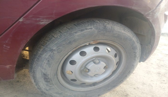 2014 Hyundai i10 MAGNA 1.1, Petrol, Manual, 15,619 km, tyre