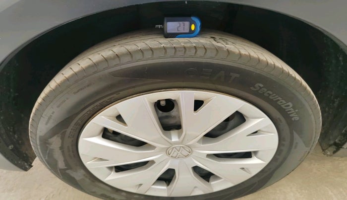 2023 Volkswagen TAIGUN COMFORTLINE 1.0 TSI MT, Petrol, Manual, 39,108 km, tyre