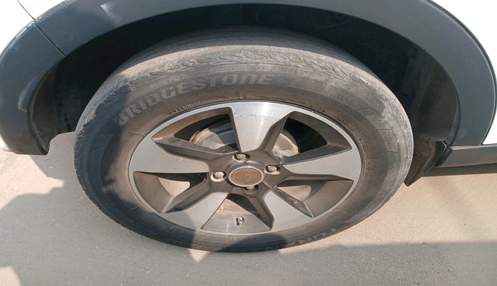 2019 Tata NEXON XZA PLUS PETROL, Petrol, Automatic, 83,097 km, tyre