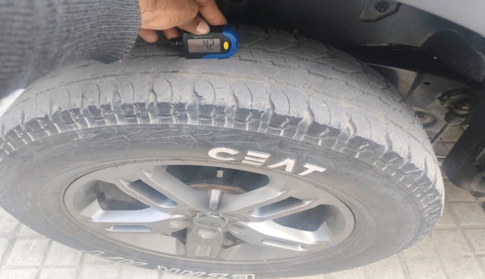 2021 Mahindra Thar LX PETROL HT 4WD AT, Petrol, Automatic, 23,953 km, tyre