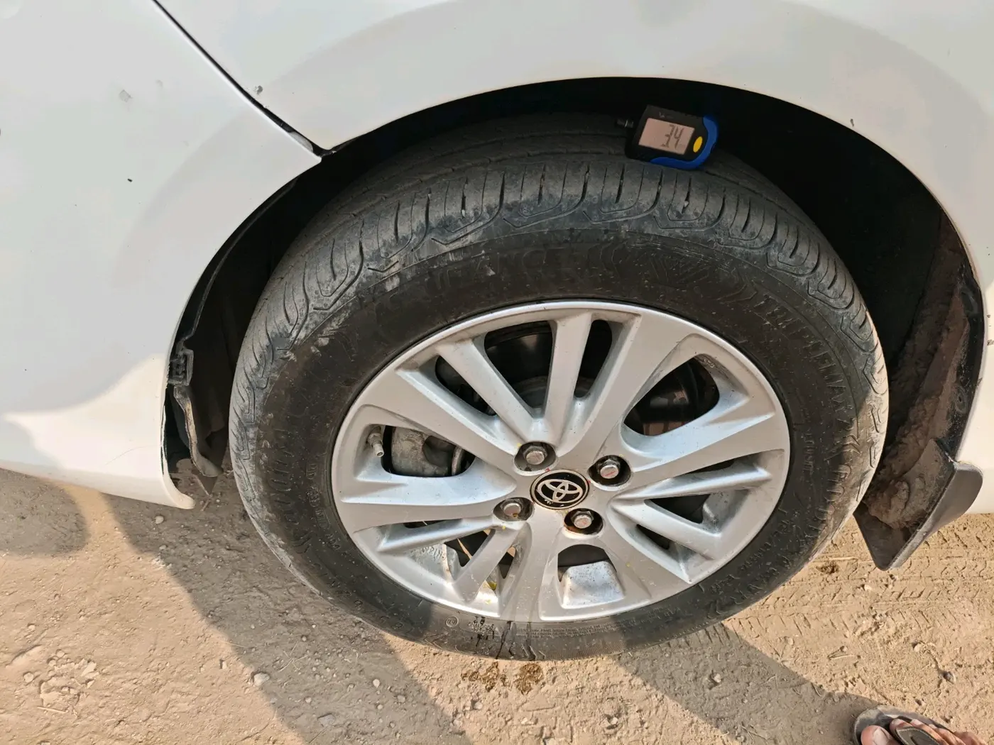 2019 Toyota YARIS VX MT, Petrol, Manual, 65,330 km, tyre