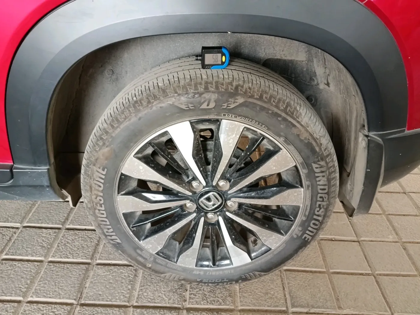 2024 Honda ELEVATE ZX MT, Petrol, Manual, 7,245 km, tyre