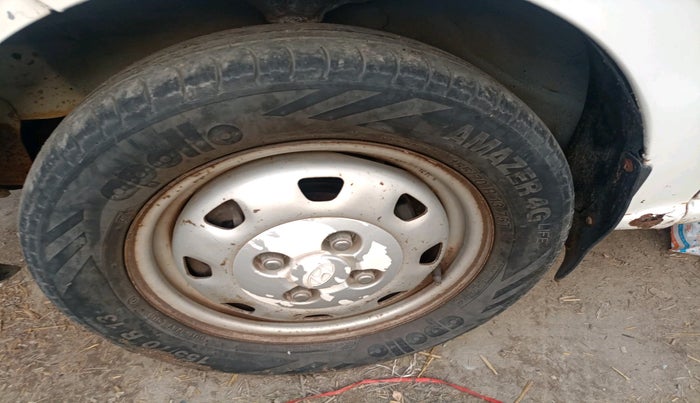 2012 Hyundai Santro Xing GL PLUS, Petrol, Manual, 75,316 km, tyre