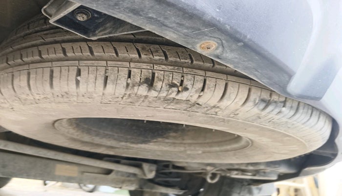 2021 Tata Harrier XT 2.0L KRYOTEC DARK EDITION, Diesel, Manual, 1,10,919 km, tyre