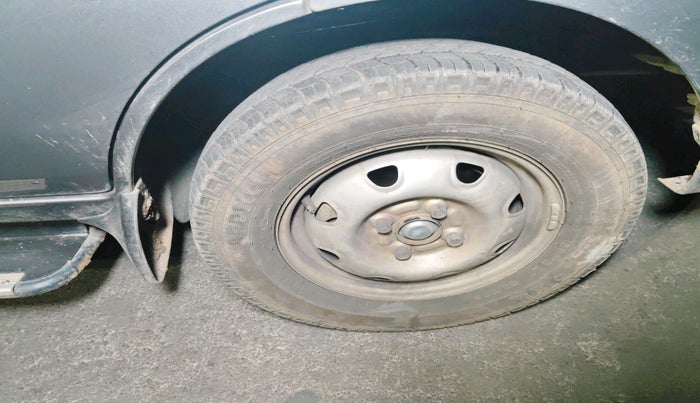 2020 Maruti Eeco 7 STR, Petrol, Manual, 26,369 km, tyre