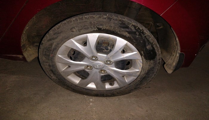 2014 Hyundai Grand i10 SPORTZ 1.2 KAPPA VTVT, Petrol, Manual, 37,239 km, tyre