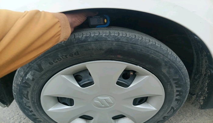 2024 Maruti New Wagon-R VXI CNG 1.0, Petrol, Manual, 73,334 km, tyre