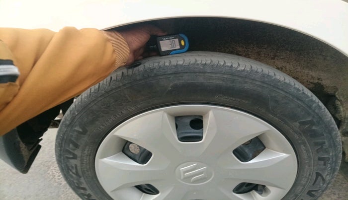 2024 Maruti New Wagon-R VXI CNG 1.0, Petrol, Manual, 73,334 km, tyre