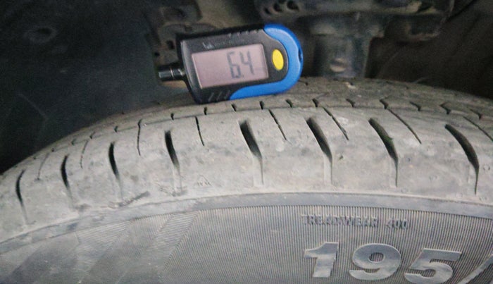 2020 Hyundai VENUE S 1.5 CRDI, Diesel, Manual, 1,53,246 km, tyre