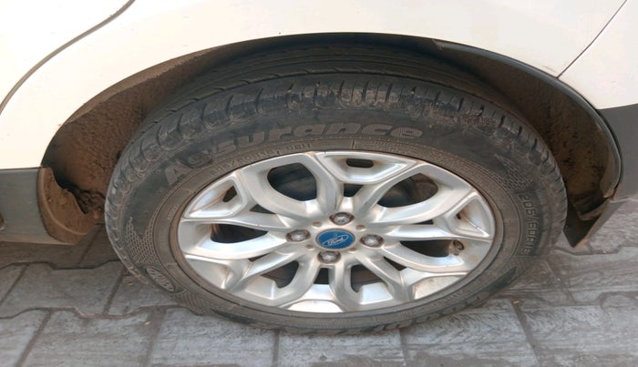 2015 Ford Ecosport TITANIUM 1.5L DIESEL, Diesel, Manual, 72,921 km, tyre