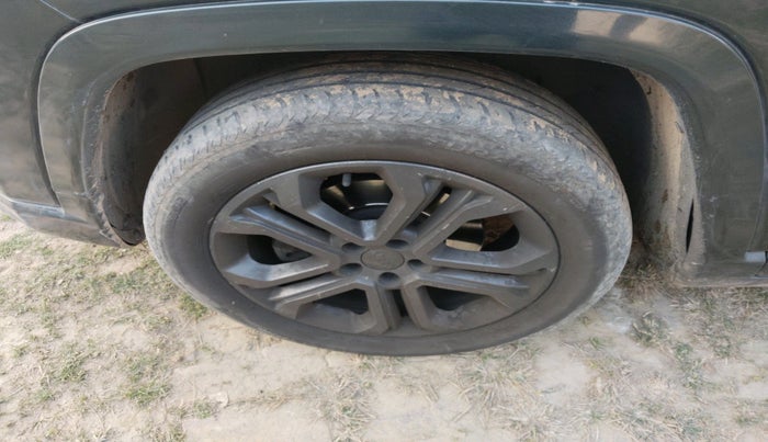 2021 Jeep Compass LIMITED (O) 2.0 DIESEL 4X4 AT, Diesel, Automatic, 1,13,417 km, tyre