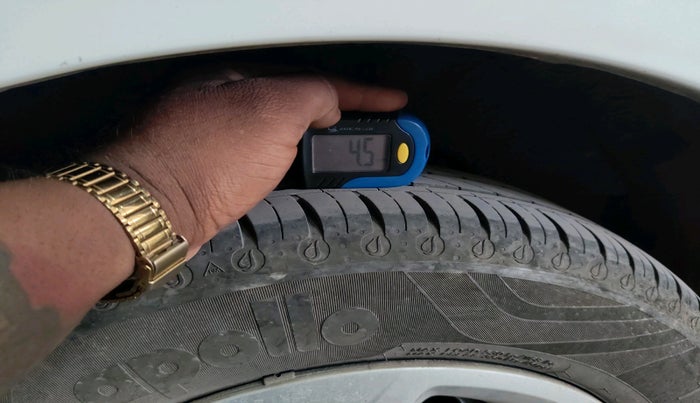 2023 Tata TIAGO EV XT MEDIUM RANGE, Electric, Automatic, 2,228 km, tyre