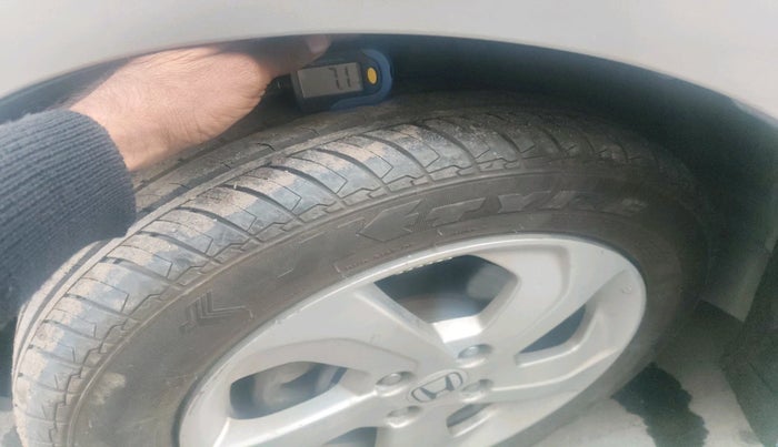 2016 Honda City 1.5L I-VTEC V MT, Petrol, Manual, 33,141 km, tyre