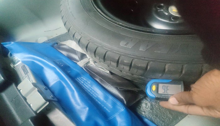 2016 Honda City 1.5L I-VTEC V MT, Petrol, Manual, 33,141 km, tyre