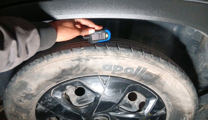 2022 Tata PUNCH ADVENTURE MT, Petrol, Manual, 67,605 km, tyre