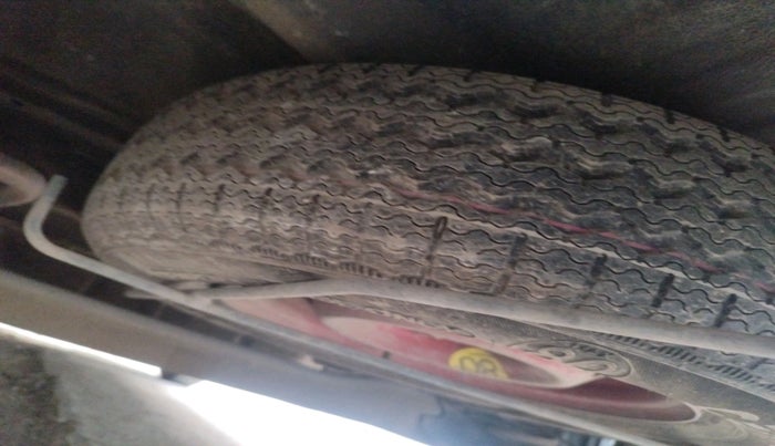 2024 Renault TRIBER RXZ, Petrol, Manual, 17,960 km, tyre