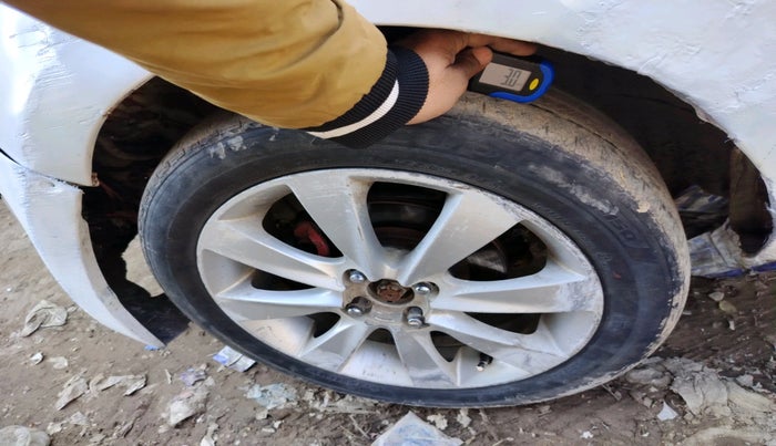 2013 Hyundai i20 SPORTZ 1.2, Petrol, Manual, 1,11,819 km, tyre