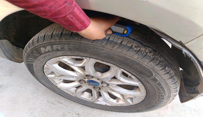 2016 Ford Ecosport TITANIUM 1.5L DIESEL, Diesel, Manual, 50,931 km, tyre