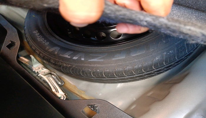 2021 Maruti Baleno ZETA PETROL 1.2, Petrol, Manual, 52,479 km, tyre